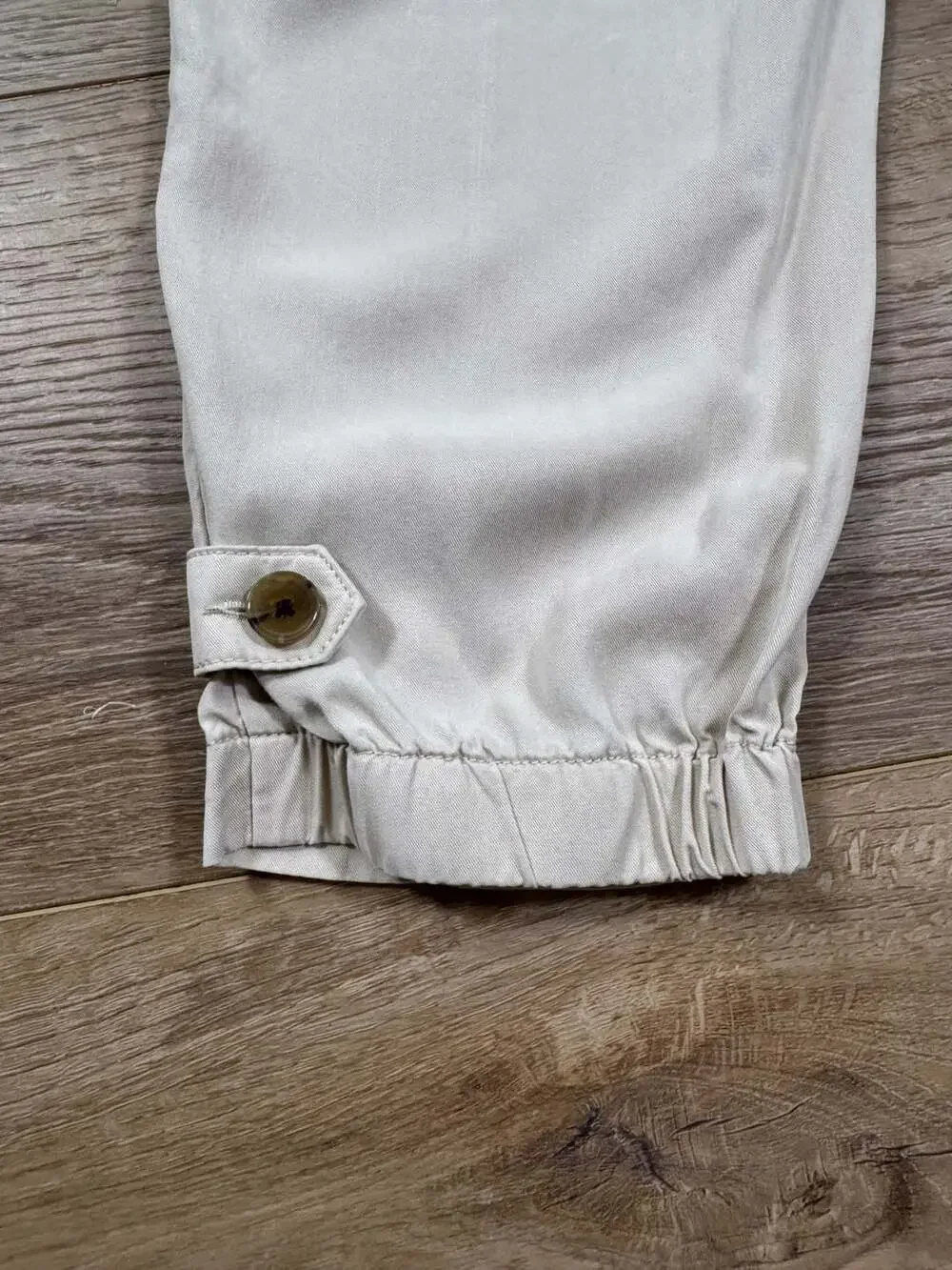 Banana Republic High Rise Paperbag Utility Pants Cream Lyocell Cropped Size 2